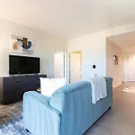 Luxury Apartment Back Bay - 30-1210